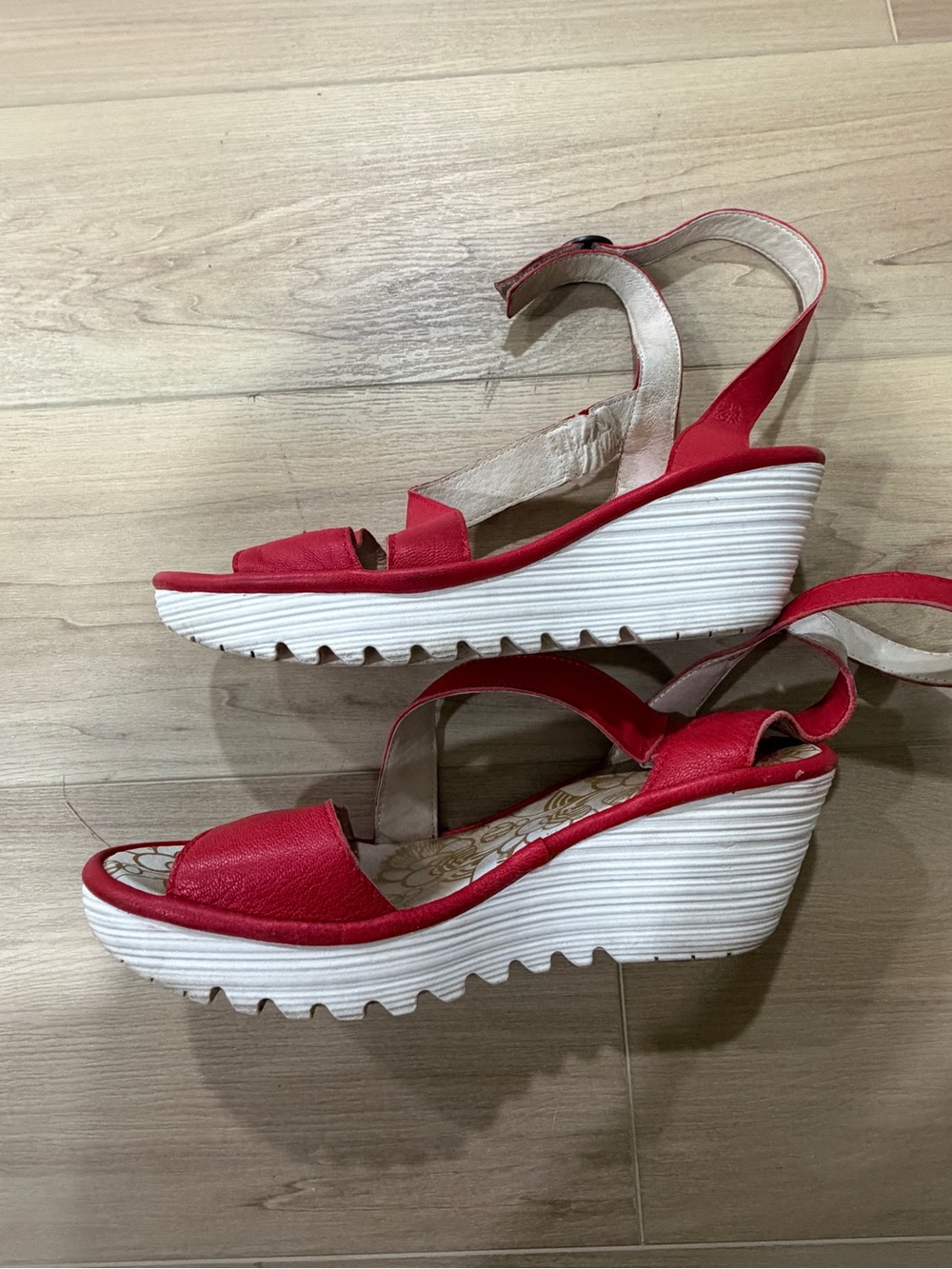 Fly London Yesk Ankle Wrap Sandals—40 EU - Picture 4 of 11